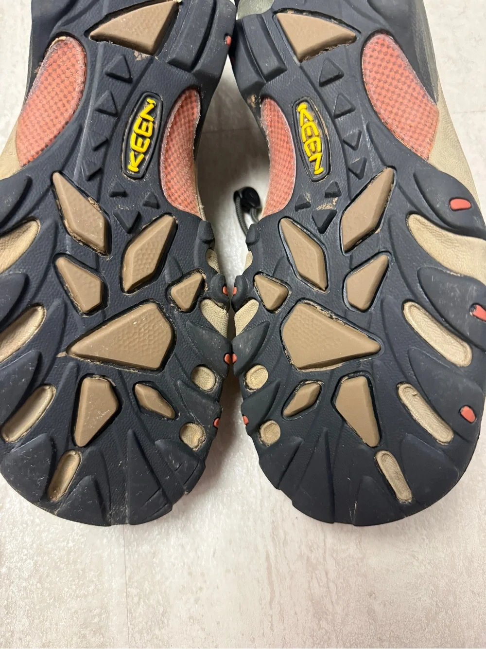 Keen men arroyo